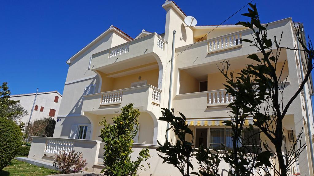 Apartments Sandra Сукошан Экстерьер фото